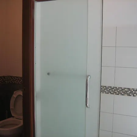 Wesberly Apartments Kuching Luaran gambar