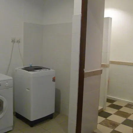 Wesberly Apartments Kuching Luaran gambar